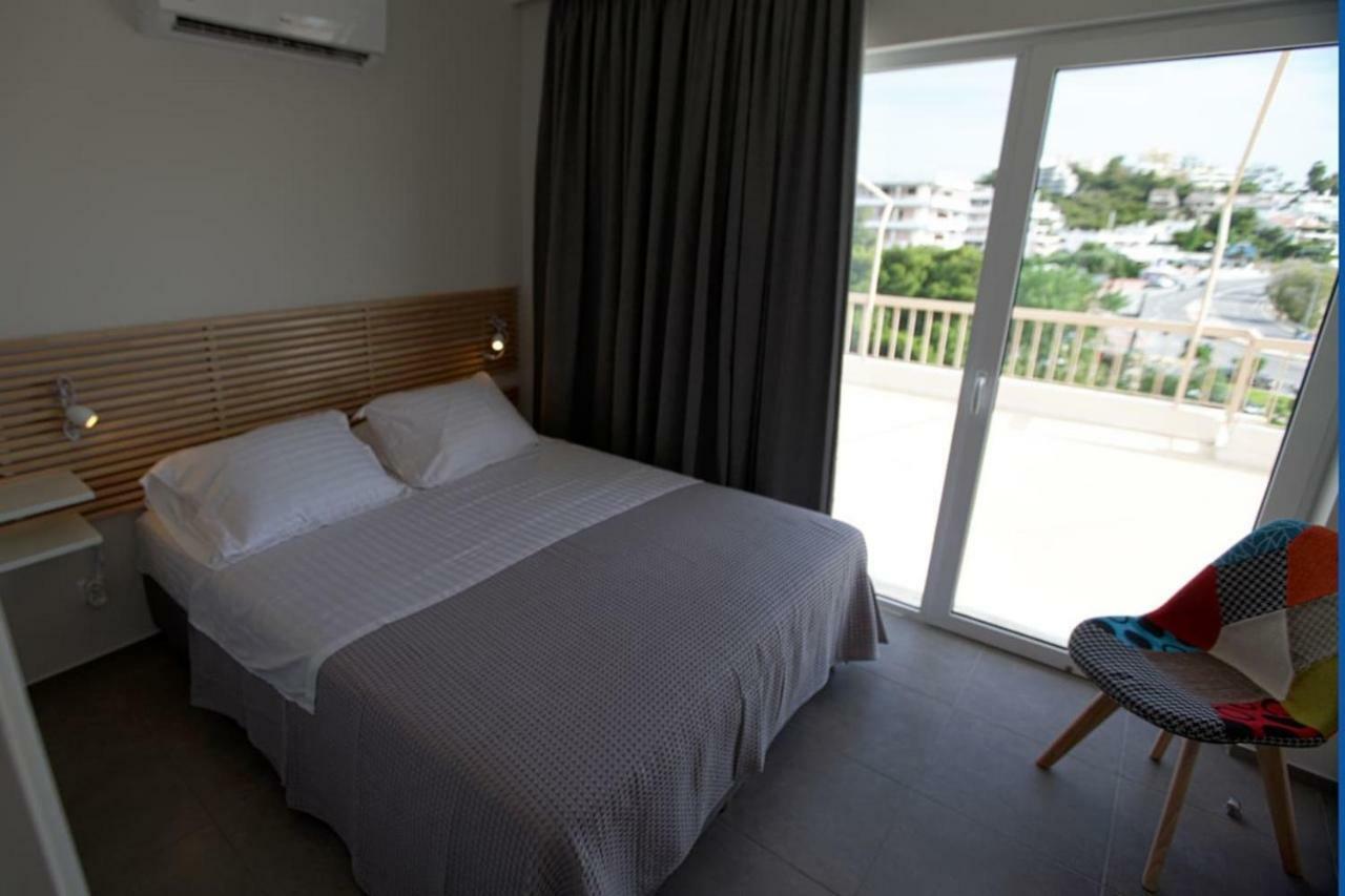Seaside Renovated Top Floor Apartment Saronida Екстериор снимка
